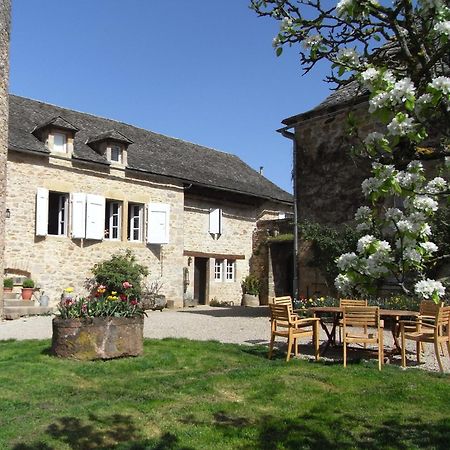 ช็องบร์ โดต ดู อาโม เล บรุน Bed & Breakfast Bozouls ภายนอก รูปภาพ