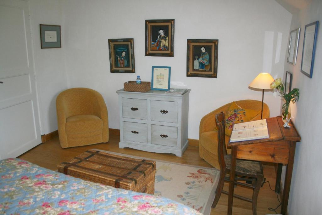 ช็องบร์ โดต ดู อาโม เล บรุน Bed & Breakfast Bozouls ห้อง รูปภาพ